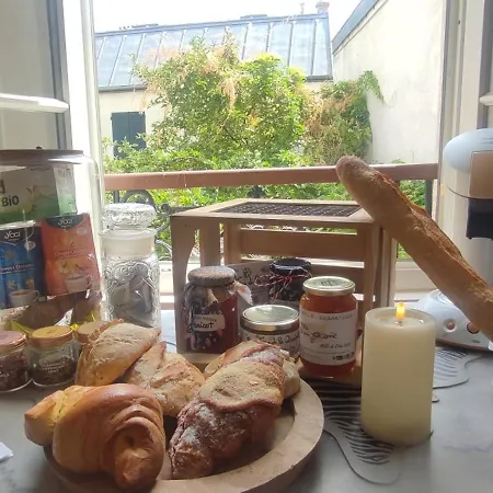 Paris Authentic House Open Space Metro 14 Hopital Bicetre, Rer B Apartament *